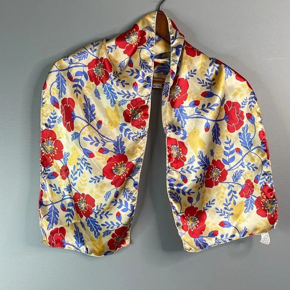 BRIGHT Floral Yellow Chickadee Satin Rectangular Scarf Red Poppies Blue Leaf - Picture 4 of 6